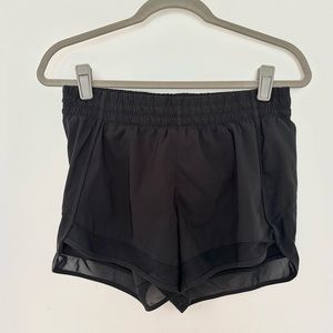 ATHLETA SHORTS (SMALL)